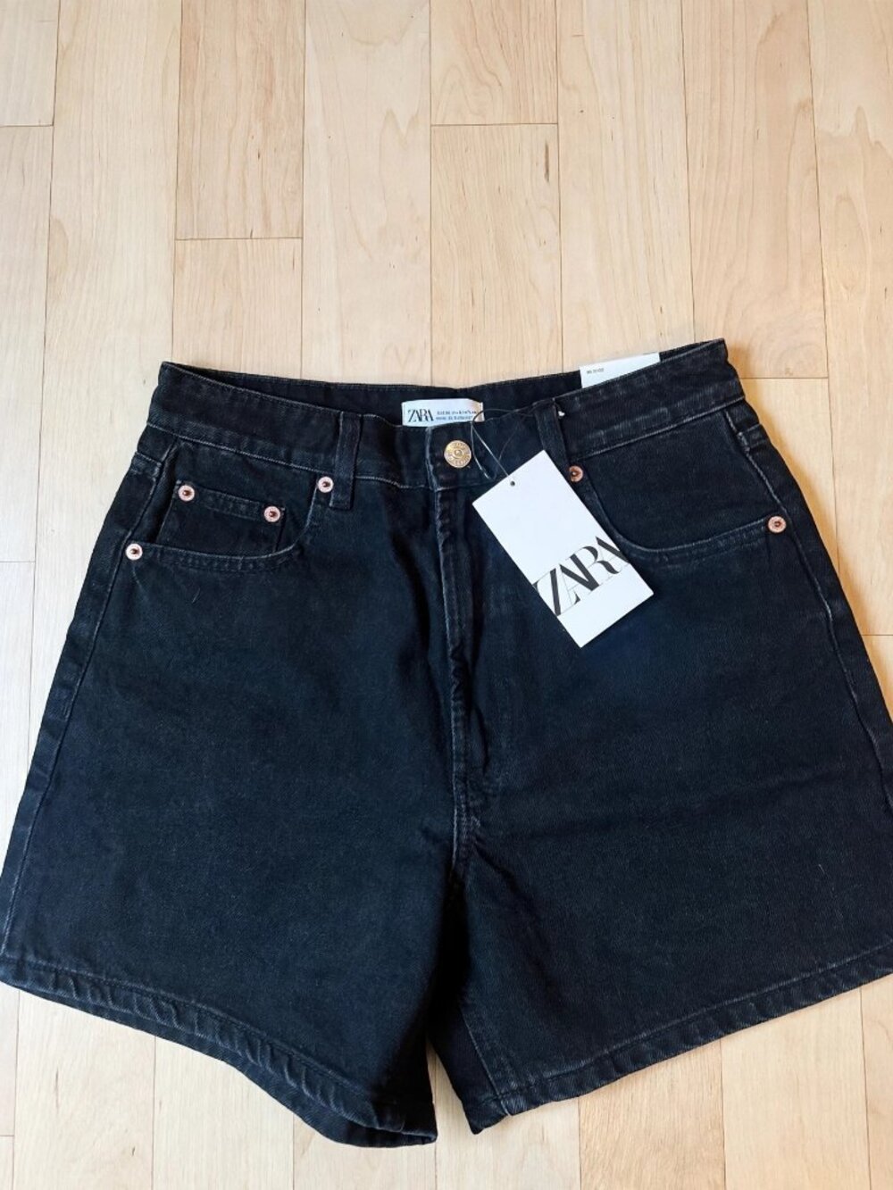 Zara High-Rise Black Denim Shorts Size 6